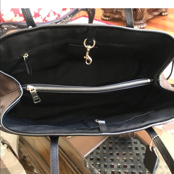 Authentic Coach drawstring handbag&wallet set - Picture 5 of 8